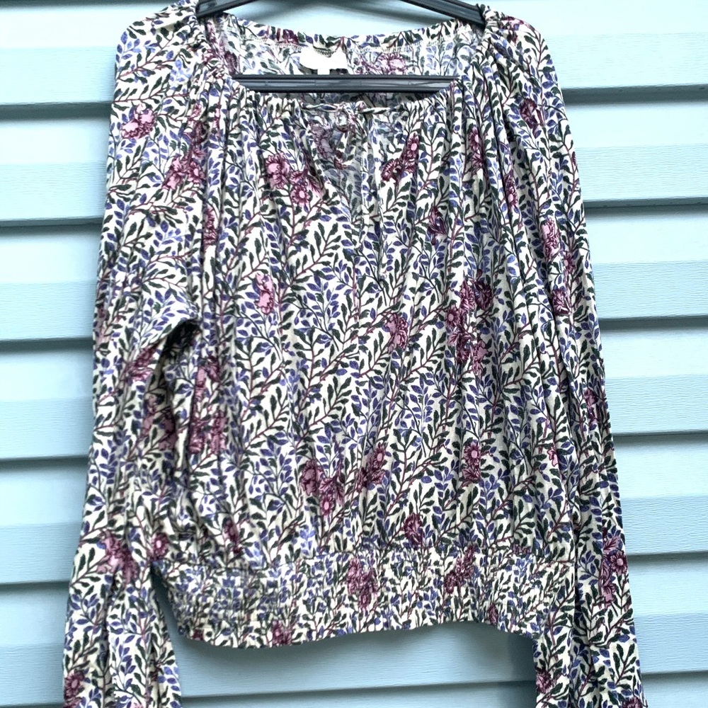 Women blouse